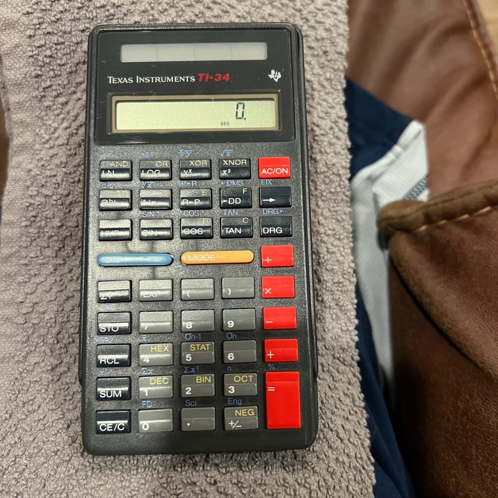 Texas Instruments TI-34 Scientific Calculator with Cover Vintage Black Red‎